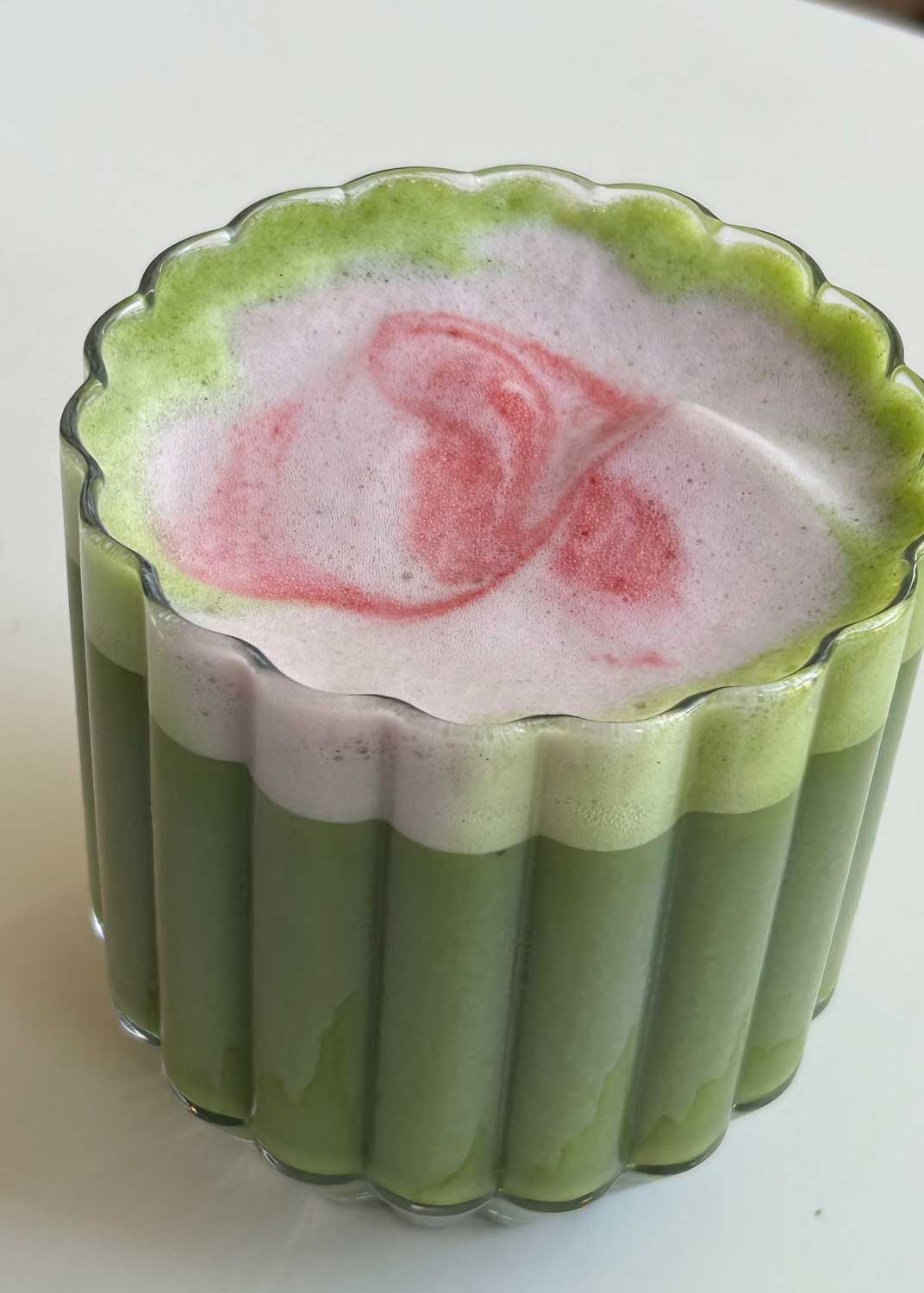 Brombeer Foam Matcha