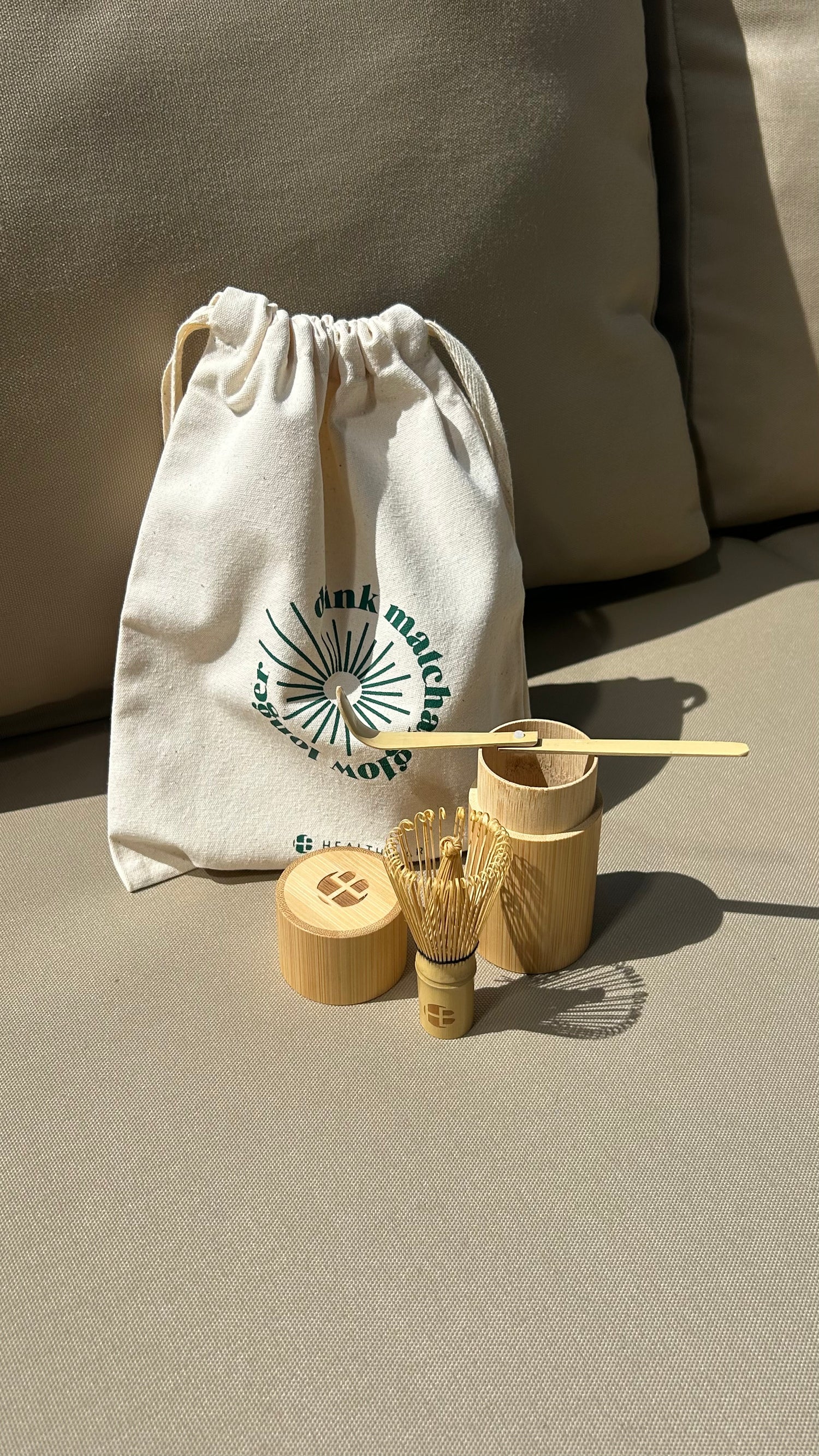 Health Bar Matcha Travel Bag aus Baumwolle mit Kordelzug – kompakter Reisebeutel für das Matcha-Set
