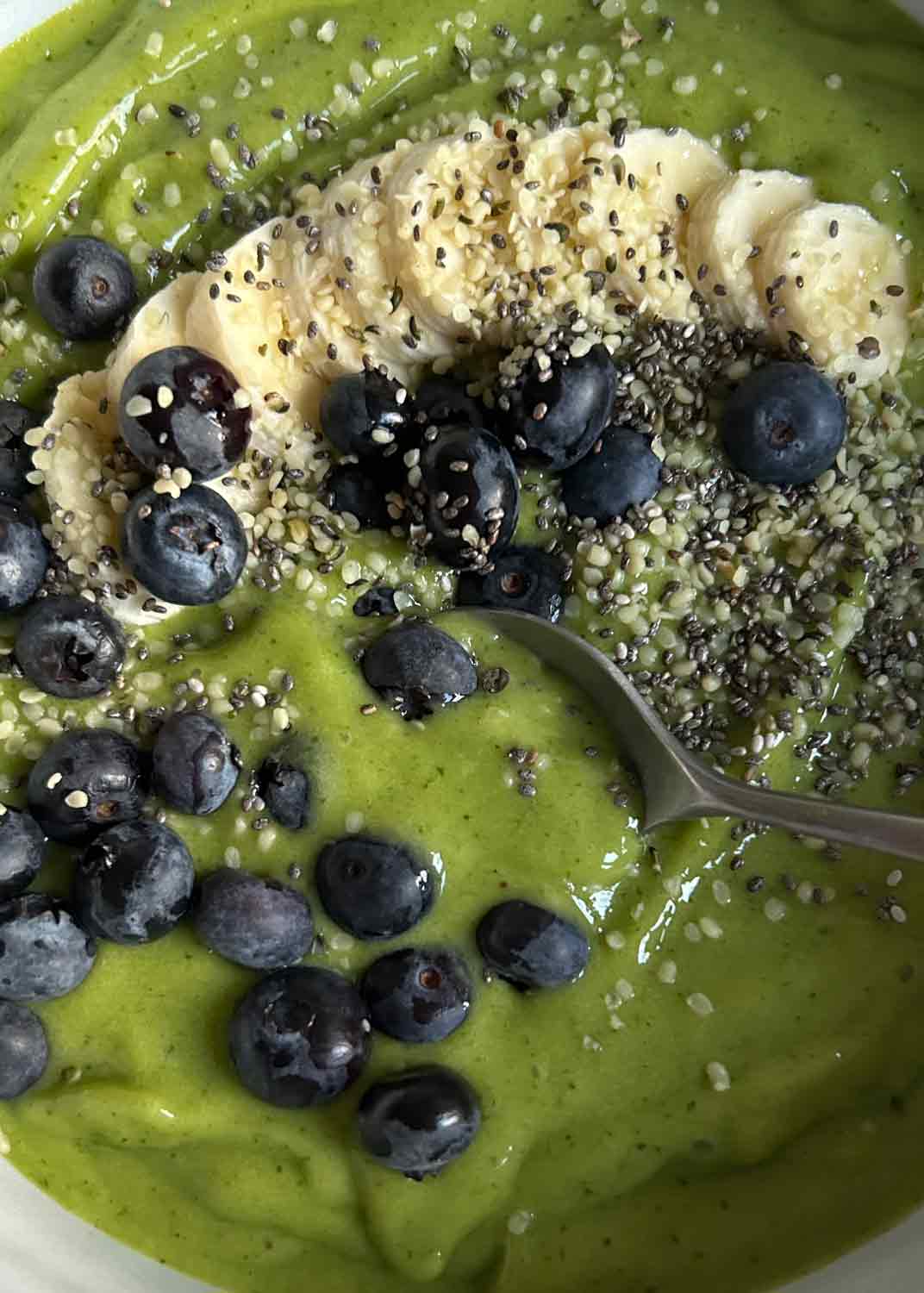 Green Matcha Smoothie Bowl