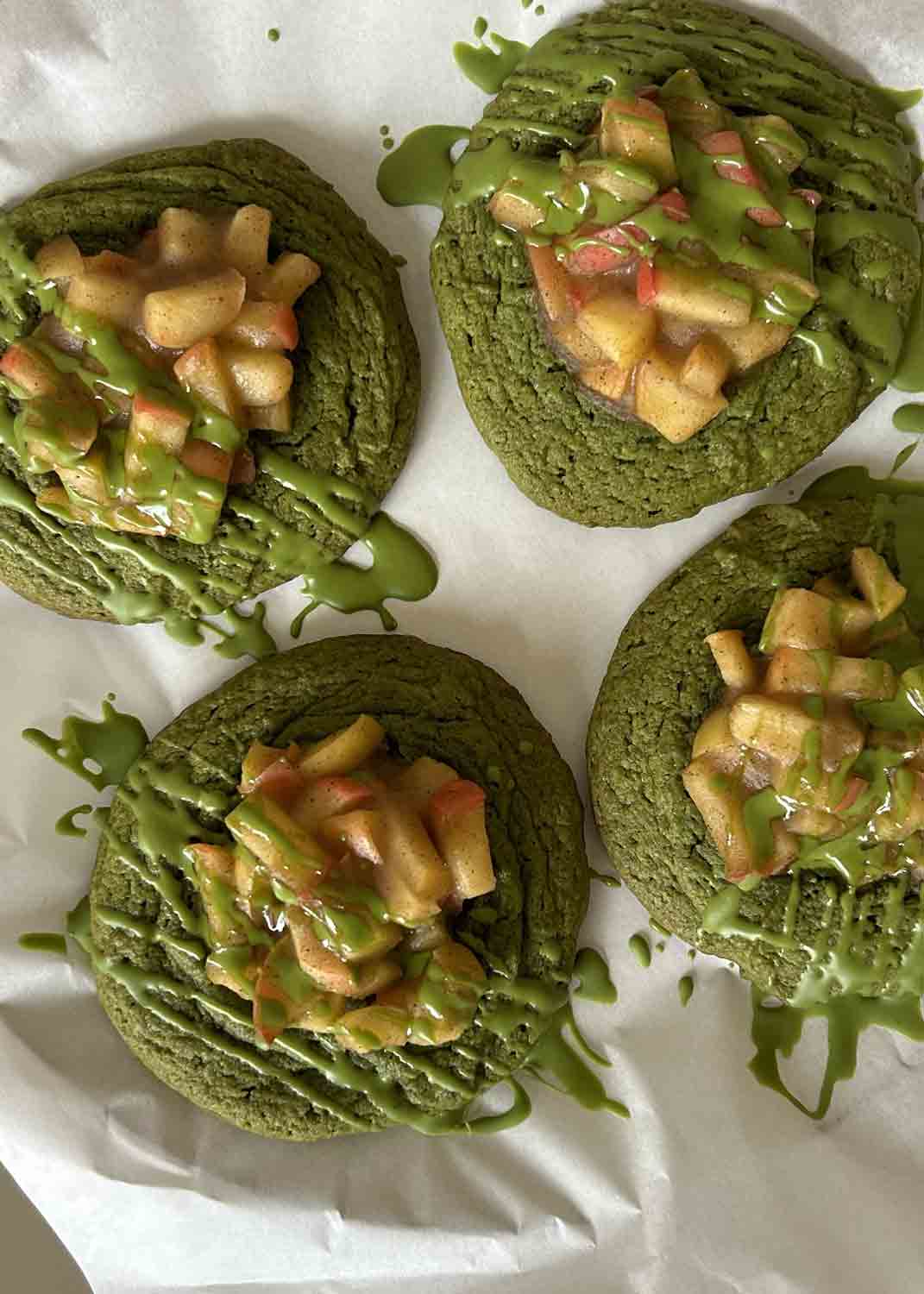 Apple Pie Cookies – Vegan apple pie cookies with Matcha – HEALTH BAR GmbH