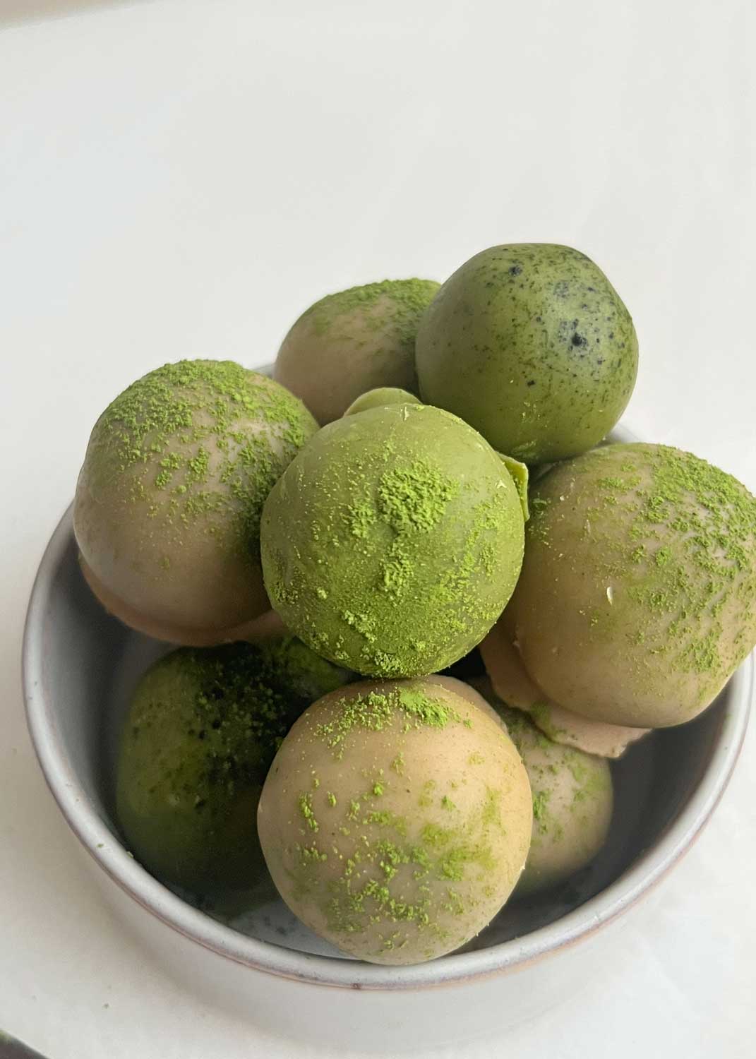 Marzipan Matcha Pralinen