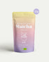 Bio Matcha Pulver 50 g Ceremonial von Health Bar im wiederverschliessbaren, luftdichten Beutel mit pastellfarbenem Verlauf in Rosa, Gelb und Lila sowie 50g Hinweis, freigestellt vor hellem Hintergrund