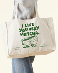 Health Bar Matcha Tote Bag aus Baumwolle mit grünem Print I like you very matcha und Illustration
