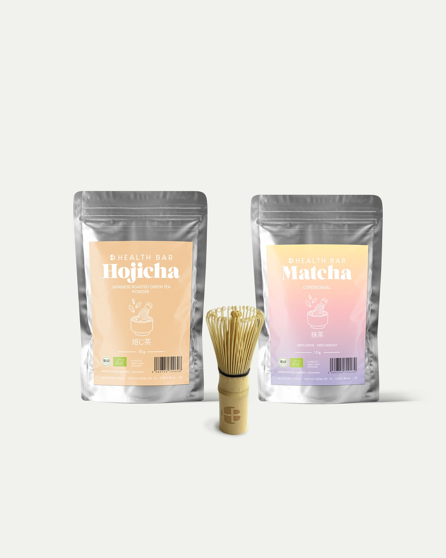 Bio Matcha und Bio Hojicha Einsteiger Set von Health Bar mit 10 g Ceremonial Matcha, 10 g geröstetem Hojicha Pulver und Mini Bambus Chasen für den perfekten Einstieg in die traditionelle Zubereitung zu Hause